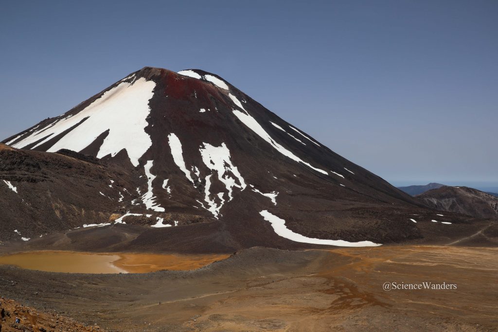 Tongariro alpine crossing